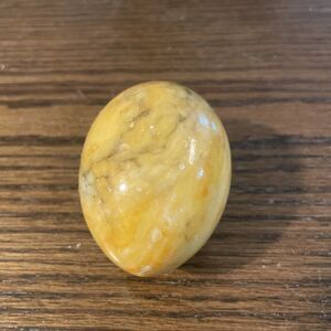 Light Yellow Natural Stone Marble Alabaster Polished Egg 2.5”